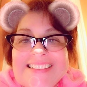 Meet your Posher, Corrine